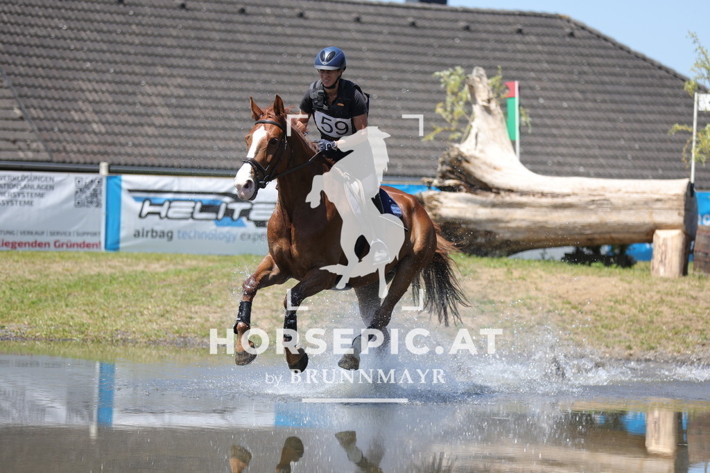 0P6A4511 | Willkommen bei Brunnmayr - Design & Fotografie – Ihrem Spezialisten für Reitturniere und Pferdeveranstaltungen in Oberösterreich, Salzburg und Bayern! Seit über 17 Jahren sind wir leidenschaftlich dabei.