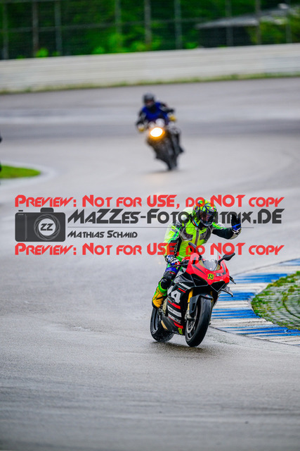 MaZZes_FotoMatrix_240521_6007705_6875 | INST