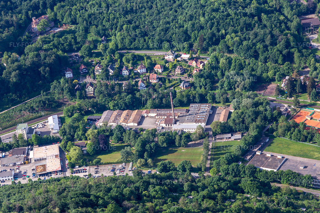 Luftbild: Ettlingen - Spinnerei mit Wackher Textilveredelung GmbH in Ettlingen im Bundesland Baden-Württemberg in Deutschland. – Foto: IMG_131617.jpg vom 22.05.2022 durch Werner Riehm/FLY-FOTO.de – Auflösung des Originals: 5472 x 3648 px – WACKHER Textilveredelung GmbH