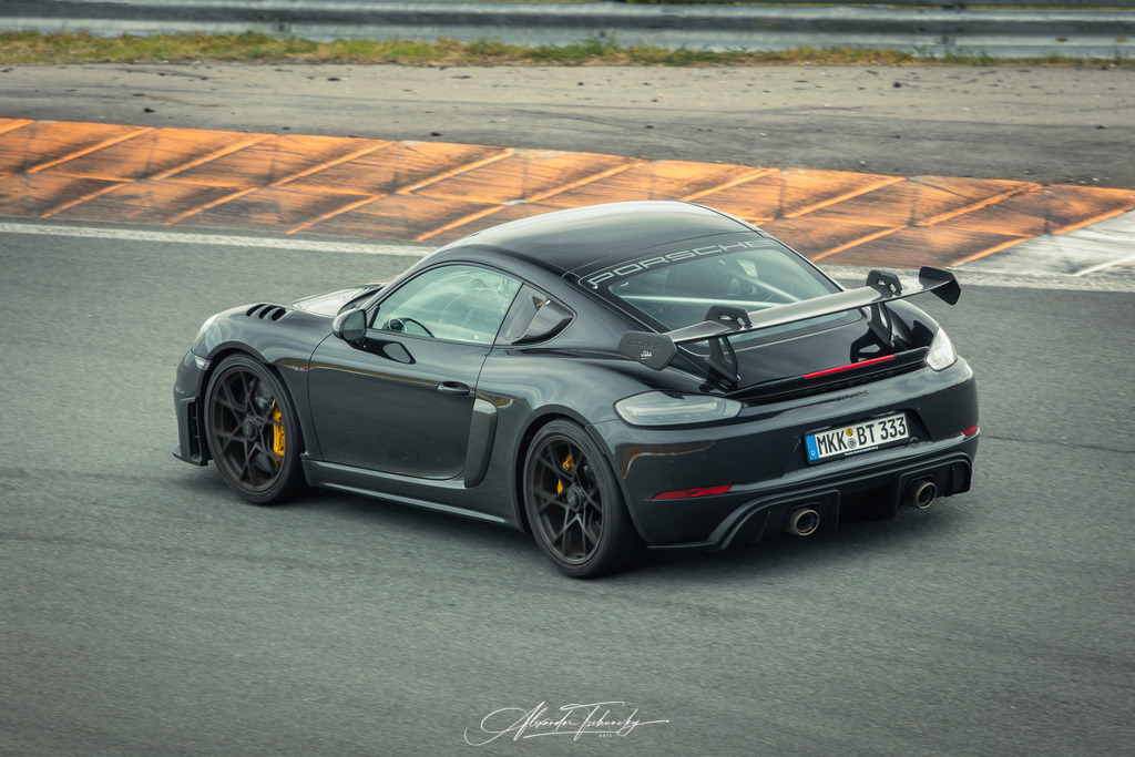 R6AT1184 _Alexander Tschuncky | Entdecken Sie die faszinierende Welt von Alexander Tschuncky Arts: Kreative Fotografie, atemberaubende Automobilkunst und hochwertiger Bilderdruck. Lassen Sie sich inspirieren! - Realisiert mit Pictrs.com