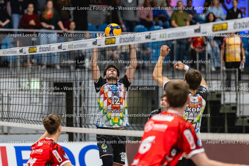 Volleyball I Herren I Saison 2026-2027 I 2. Bundesliga Nord I 03. Spieltag I Kieler TV - TSV Giesen GRIZZLYS II | Jasper Lorenz Fotografie - Realisiert mit Pictrs.com