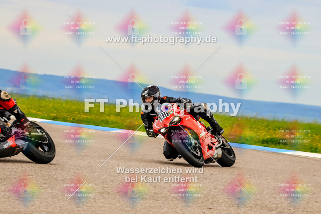 MotoTeam-2765 | Hier findet Ihr Bilder von Touristenfahrten auf der Nürburgring Nordschleife oder von anderen Veranstaltungen die ich besucht habe. Viel Spass beim Durch Schauen 