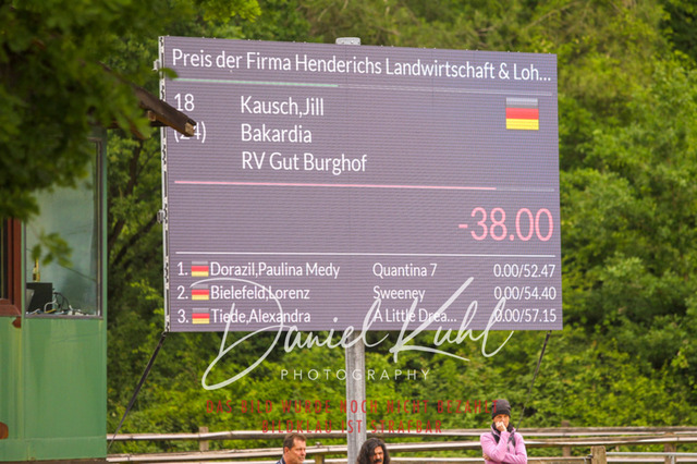 DKP41825 | Turniersportfotografie; Pferdefotografie; Dressurfotografie