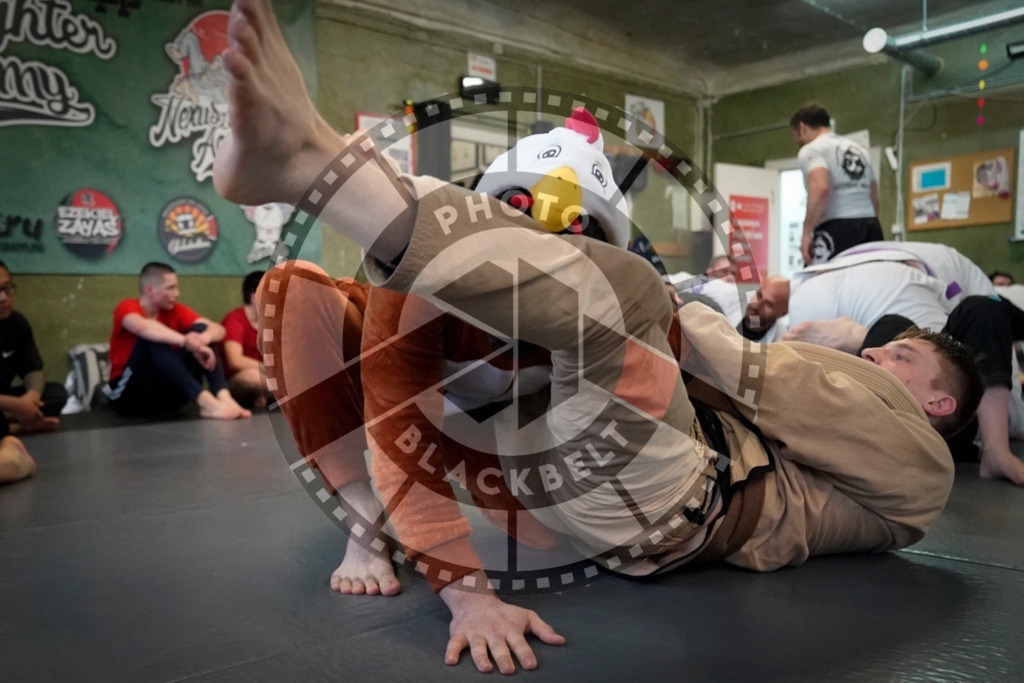 20240413PBB7442 | Fighters compete during the Grapplethon 24hours of rolling for a reason in Hamburg, Germany, on April 13, 2024.