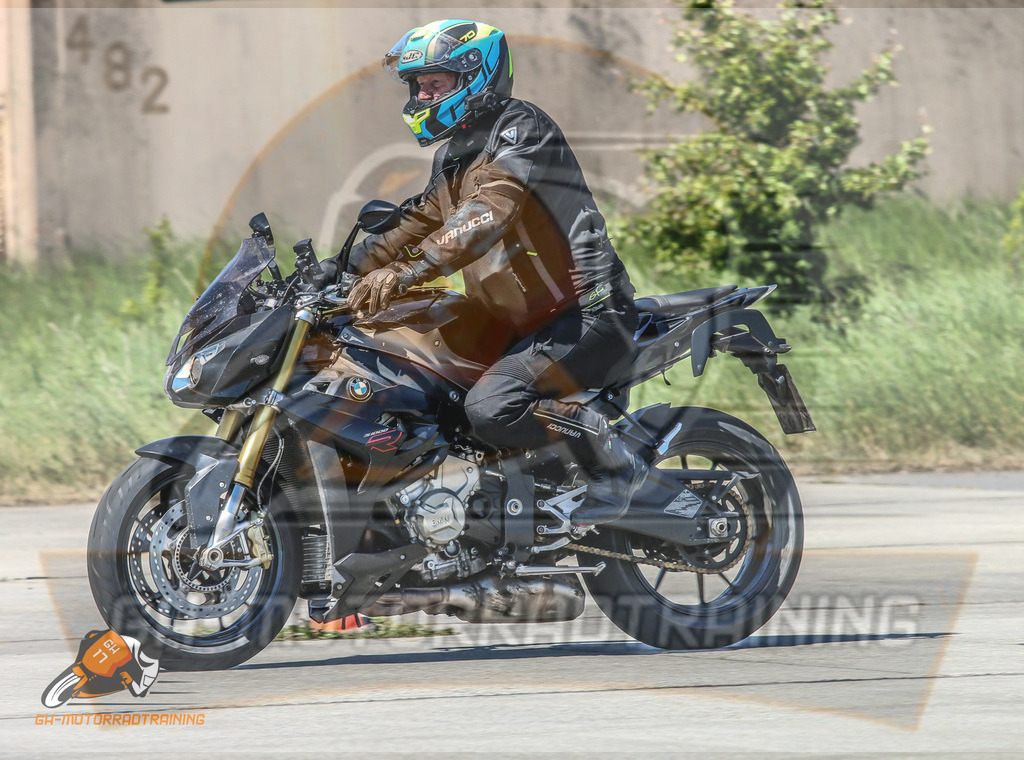 IMG_9847 | gh-motorradtraining-foto.de - Realisiert mit Pictrs.com