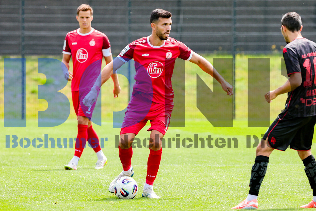 SES_ESSFKO20250712-4 | bond - Realisiert mit Pictrs.com