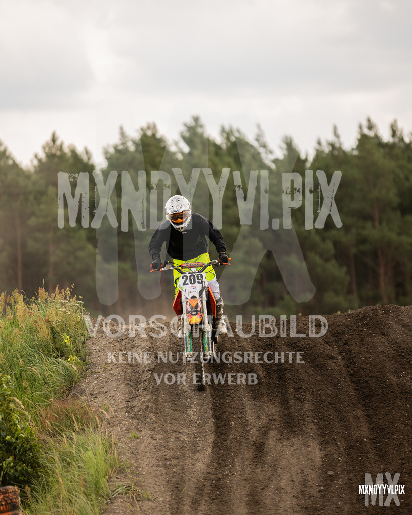 866A1671 | mxndyyvipix
