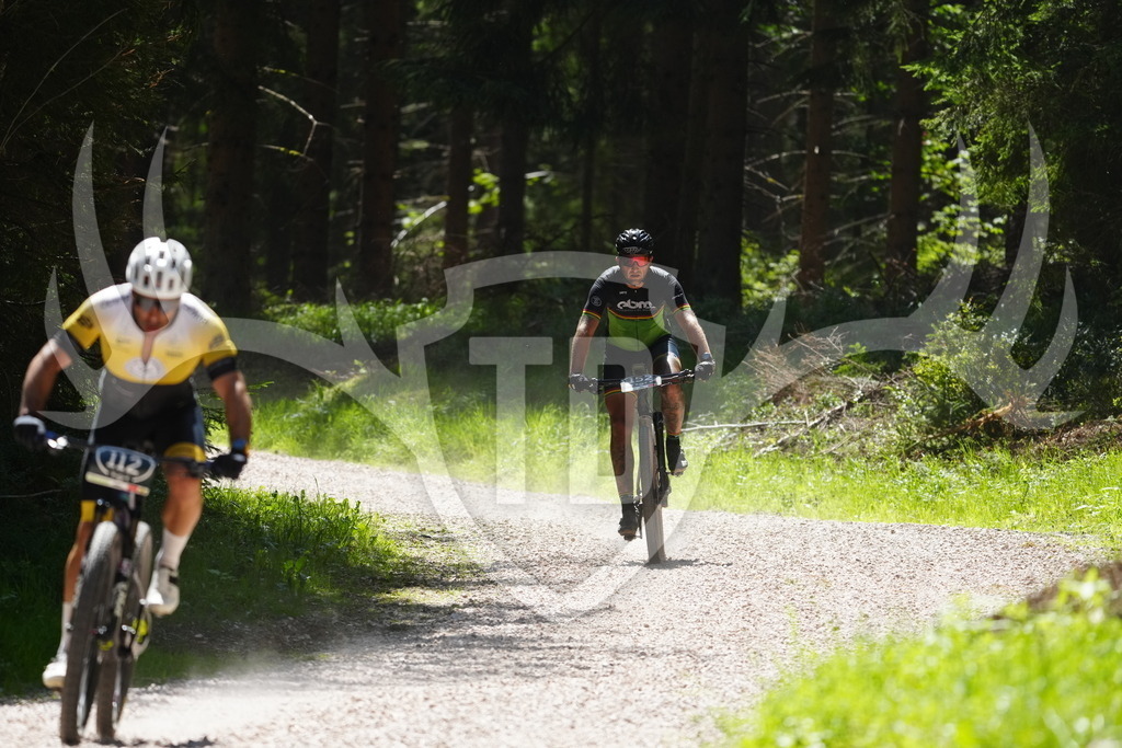 FC101944 | Fotogalerie der Treibjagd im Dunkelwald - Dein MTB Etappenrennen im Erzgebirge - Realisiert mit Pictrs.com