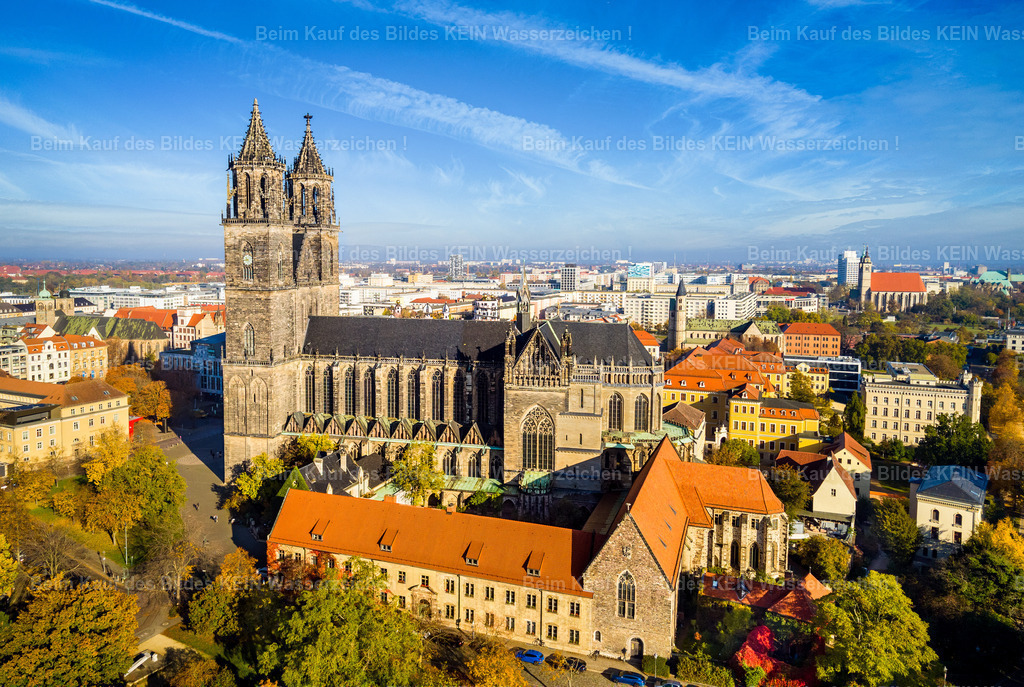 Magdeburg_Dom_Herbst_Luisenturm_Ottonanium-0011-3 | Der Dom zu Magdeburg ist Predigtkirche des Landesbischofs der Evangelischen Kirche in Mitteldeutschland, evangelische Pfarrkirche und zugleich das Wahrzeichen der Stadt Magdeburg. - Realisiert mit Pictrs.com