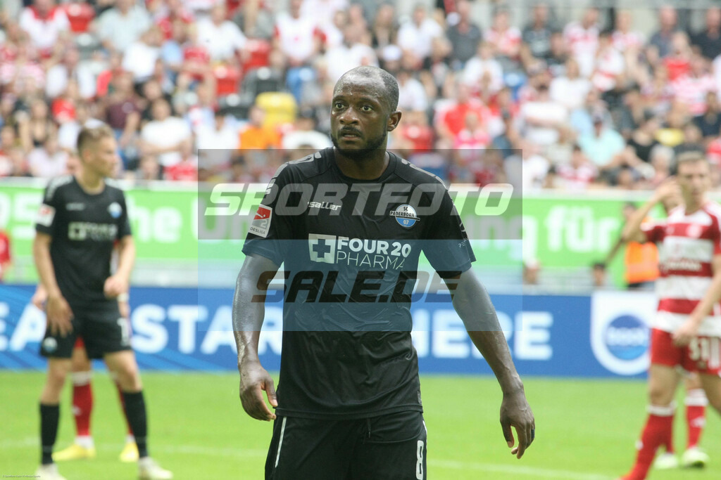 Fortuna Düsseldorf - SC Paderborn | David Kinsombi - © Sportfoto-Sale (MK) - Realisiert mit Pictrs.com