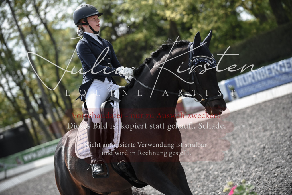 20230513_JK-Röhrsdorf-14-703 | Pferde- und Turnierfotografie in Westsachsen. Pferdeportraits, Auftragszeichnungen und intuitive Kunst.