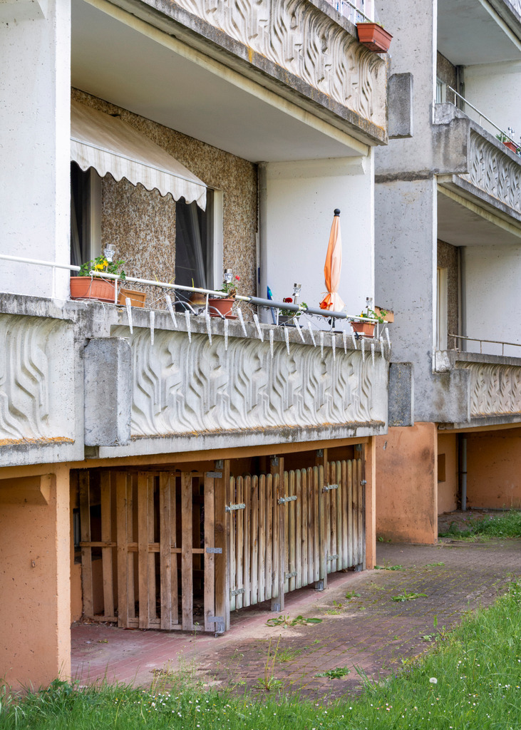 Havelberg | Brüstung WBS70 – Ostmoderne - Realisiert mit Pictrs.com