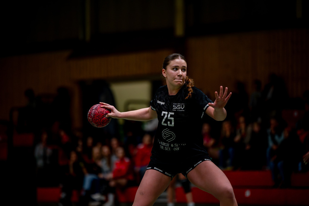 DSC_8023 | "Fussifoto.com – Ihr Ansprechpartner für hochwertige Fotografie! Entdecken Sie kreative Bilder und professionelle Dienstleistungen. Kontaktieren Sie uns für Ihre Projekte!"