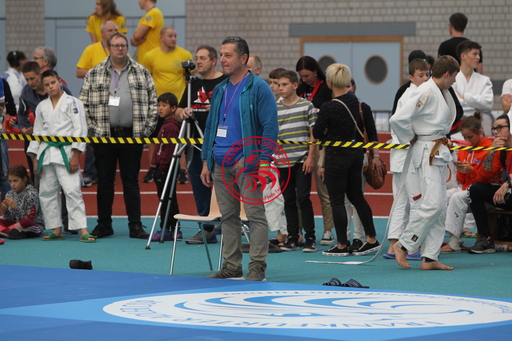 JT6F0145 | Fotos vom Adler Cup - Pictures from Adler Cup

Hier findet Ihr alle Eindrücke und großen Momente der Adler Cup Wochenenden. Here you will find all impressions and great moments of the Adler Cup weekends. - Realisiert mit Pictrs.com