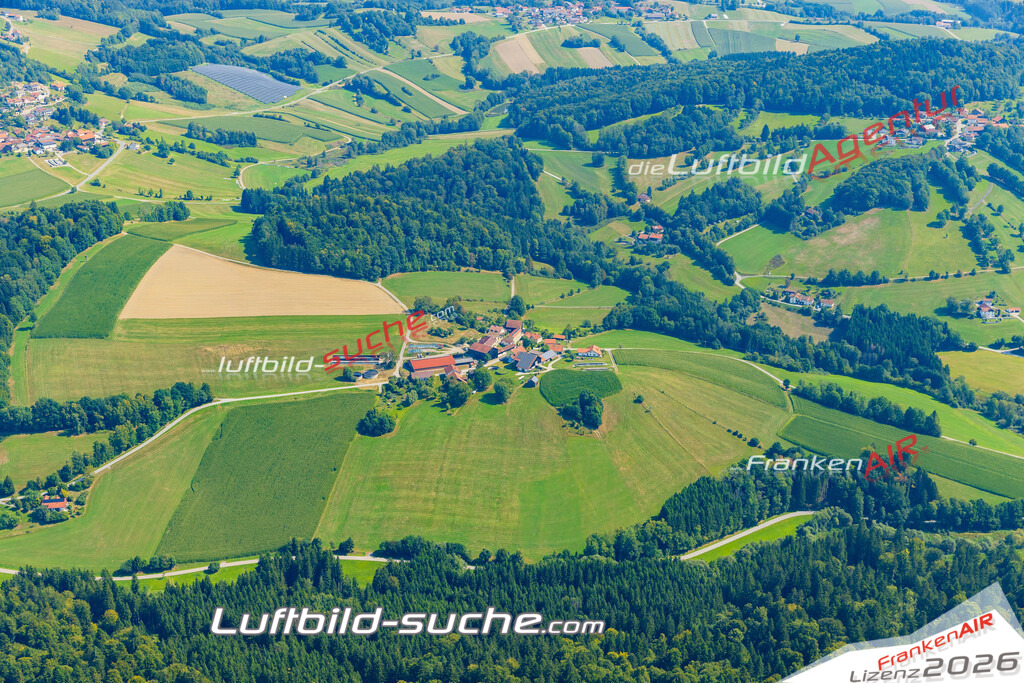 Schöne Luftaufnahme als Geschenk in Rumpenstadl Röhrnbach - Die Luftbildaufnahme wurde 2025 vom UL-Flugzeug heraus erstellt ( keine Drohne ) - Hochauflösende Luftaufnahme -Nicht vergleichbar mit Google Maps oder Satelittenbilder- Die Geschenkidee !Mit Lizenz und Bildrechte bestellbar