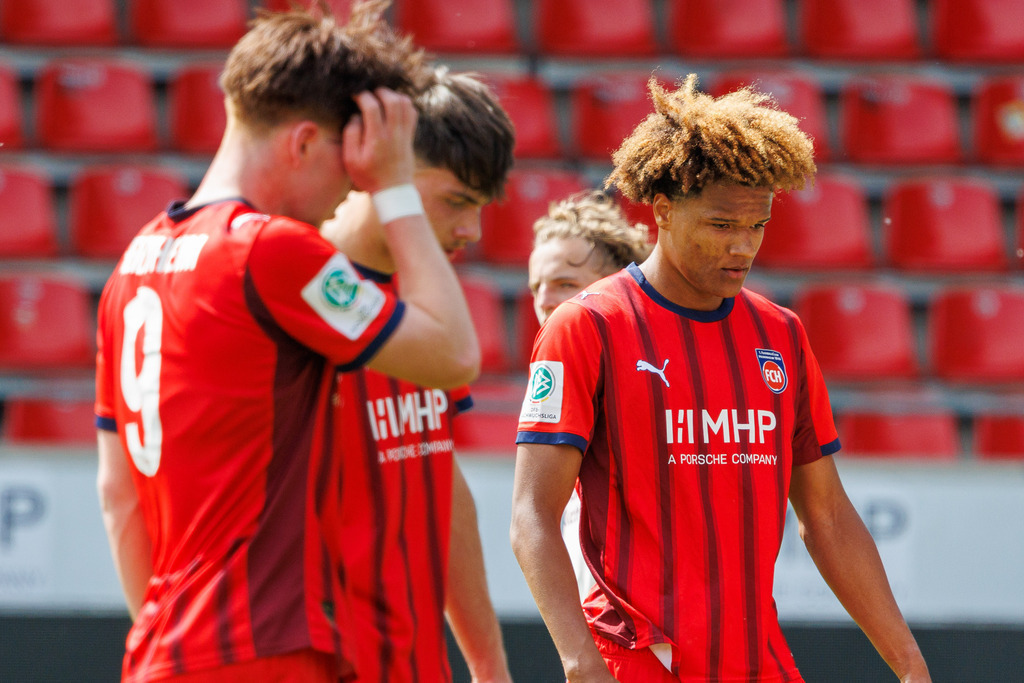 20260503-U19_FCH-LEV_060 | 1.FC Heidenheim 1846 vs. Bayer 04 Leverkusen, Fußball, U19, A-Junioren, NWL, U19-DFB-Nachwuchsliga, 2025/2026, Achtelfinale, 03.05.2026 in Heidenheim, Voith Arena(Foto: Michael Bulling) - Realisiert mit Pictrs.com