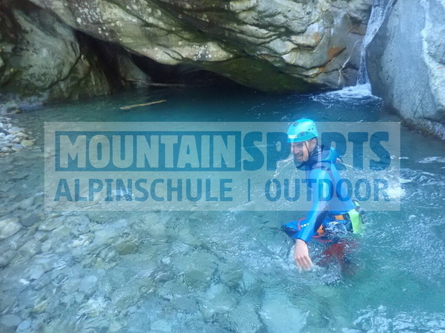P9220048 | Bestelle die Bilder deines Berg- oder Wasser-Abenteuers mit Mountain Sports bequem von zu Hause aus direkt über unseren Online Fotoshop von pictrs.com. - Realisiert mit Pictrs.com