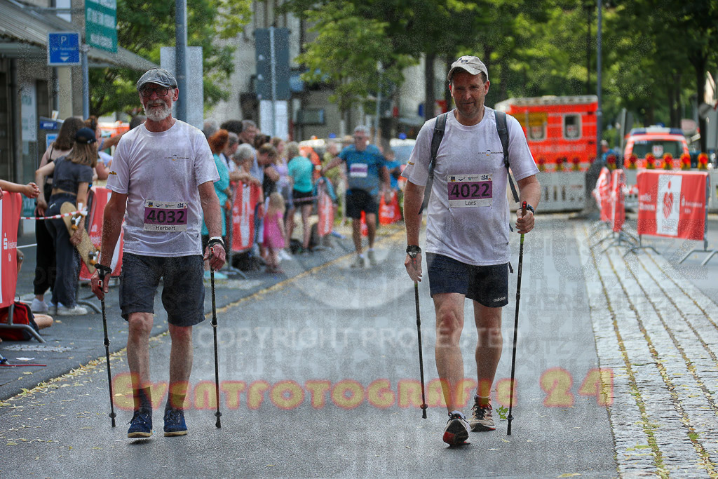 220625_1717_EX1_6552 | Sportfotografie im Rhein-Sieg Kreis, Köln, Bonn, NRW, Rheinland Pfalz, Hessen, etc. Unser Tätigkeitsfeld umfasst den Laufsport vom Volkslauf über den Marathon, Duathlon, Triathon bis zum Ultralauf wie Kölnpfad Ultra oder Schindertrail.