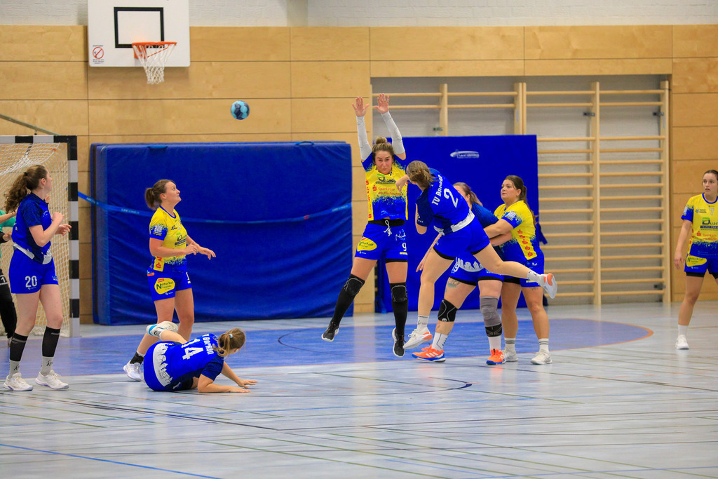 TvBorkenIII_SVN_161125_158 | Bildergalerie von Sport-Ereignissen aber auch von weiteren spannenden Dingen - nicht nur vom Niederrhein. In Anlehnung an den bekannten Spruch von Hanns Dieter Hüsch heißt das Motto: "Niederrhein ist überall".  - Realisiert mit Pictrs.com