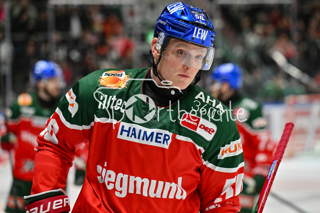 Augsburger Panther - Fischtown Pinguins | Im Bild ein enttaeuschter Alexander OBLINGER (Augsburger Panther #50)  / DEL: Augsburger Panther - Fischtown Pinguins, Curt Frenzel Stadion am 08.01.2025