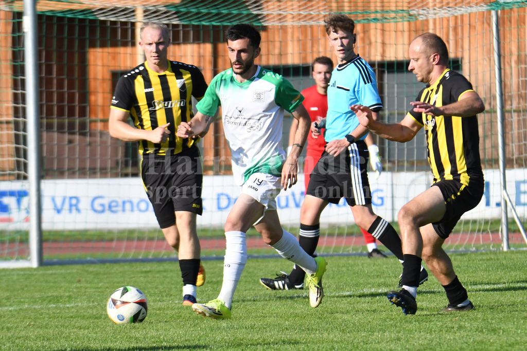 SpVgg GW Deggendorf : TSV Oberschneiding | Testspiel 20.06.2026Robert Baghramyan (SpVgg GW Deggendorf #19) - Realisiert mit Pictrs.com