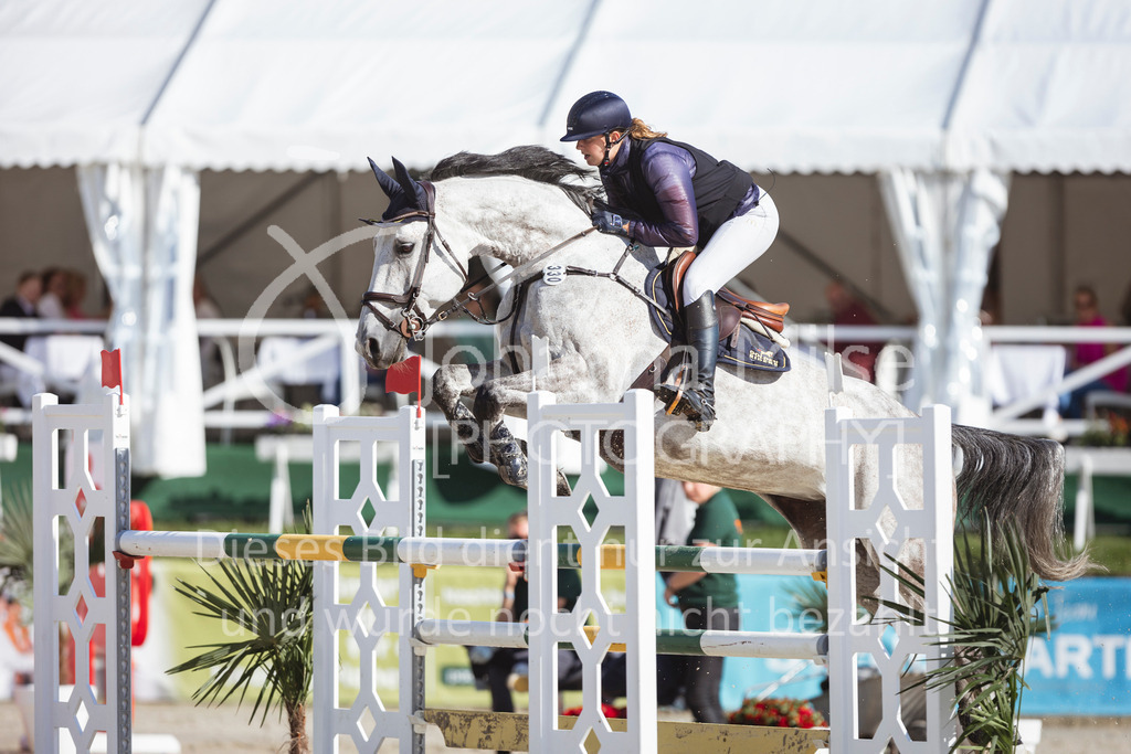 240712_BHO_ZweiPh-M2-2-655 | Deine schönsten Turniermomente als professionelle Fotos! Entdecke hochwertige Pferdesport-Fotografie im Online-Shop. Jetzt Fotos finden & bestellen!