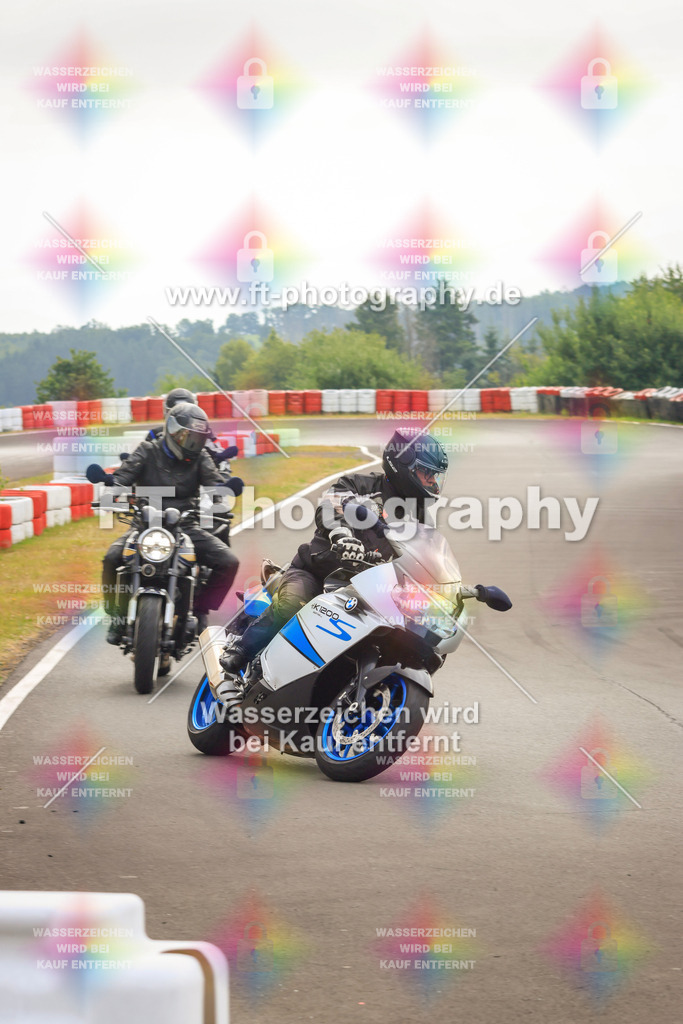 _DSK1975 | Hier findet Ihr Bilder von Touristenfahrten auf der Nürburgring Nordschleife oder von anderen Veranstaltungen die ich besucht habe. Viel Spass beim Durch Schauen 
