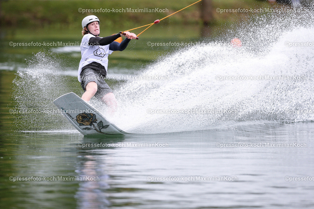 LAO04052406003 | 04.05.2024, Wakeboarden, LAO Liquid Force Langenfeld Open, Head-to-Head draw: Der spätere Trent Stuckey (USA) performt behauptet sich im Head2Head und im Halbfinale