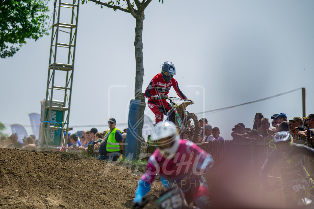 MX 2 (552) | Paeschuphoto Shop - Wer nicht sucht der auch nicht findet.Ob Motocrossbilder oder von einem besuchtem Spiel, Hauptsache Action. - Realisiert mit Pictrs.com