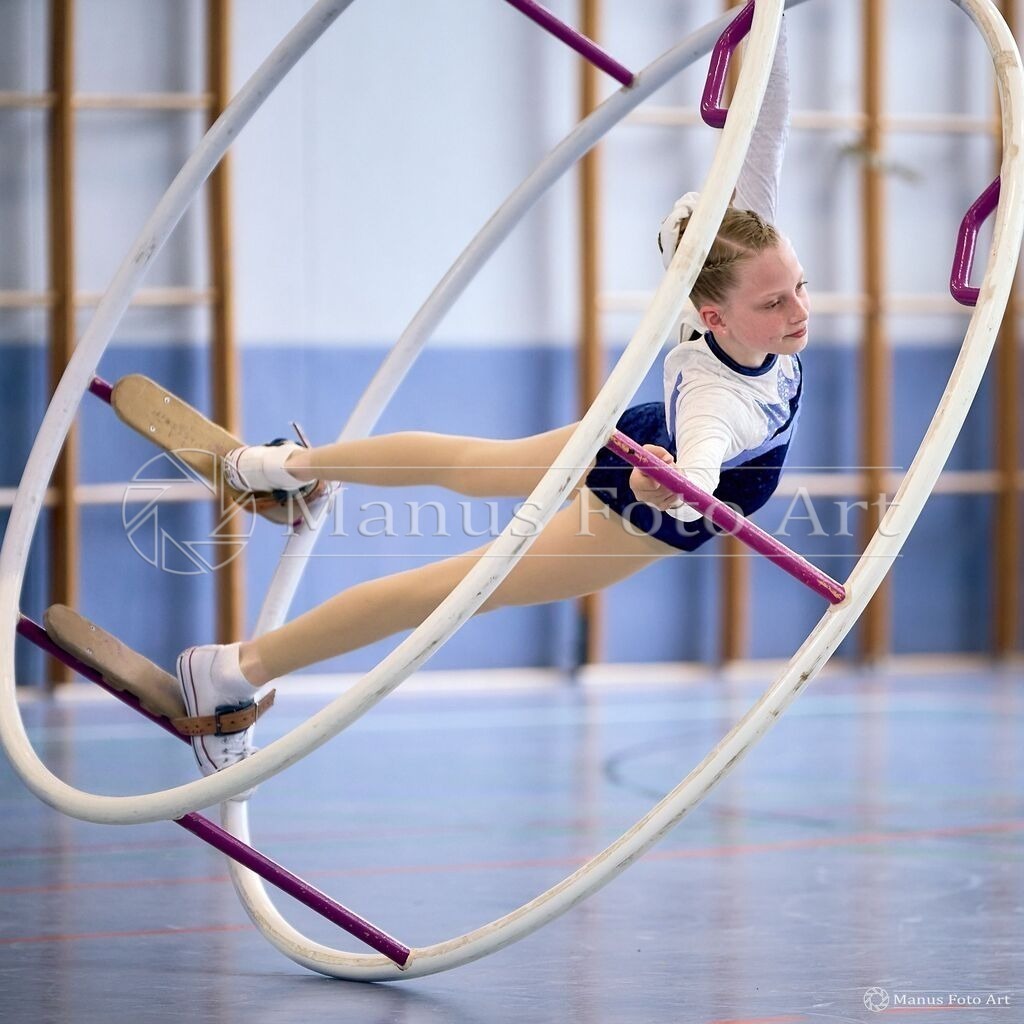 2024-06-21-B-DSC02969 | Professionelle Sportfotografie in Hamburg, Schleswig-Holstein und Niedersachsen – spezialisiert auf Rhönrad, Geräteturnen, Leistungsturnen und rhythmische Sportgymnastik. Bundesweite Begleitung von Rhönrad-Events. Jetzt Sport-Fotos - Realisiert mit Pictrs.com