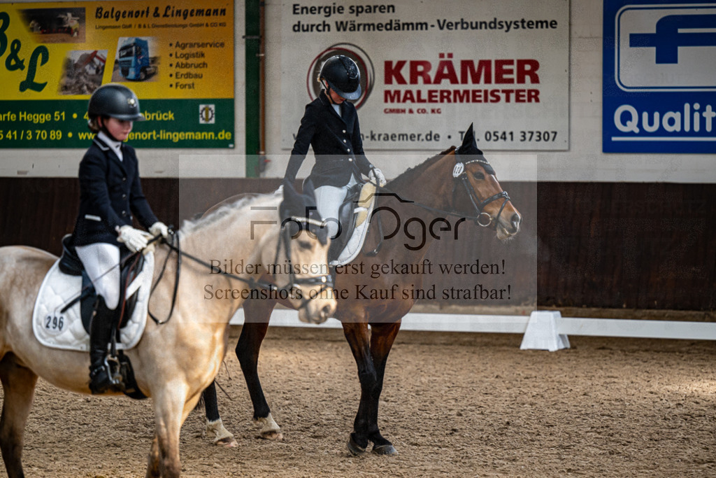 20240310-DOS_1072 | Entdecke hochwertige Reitturnierfotos von Foto Oger. Professionell, emotional und authentisch – jetzt Lieblingsmomente im Shop bestellen.Deutschlandweite Turnierfotografie. - Realisiert mit Pictrs.com