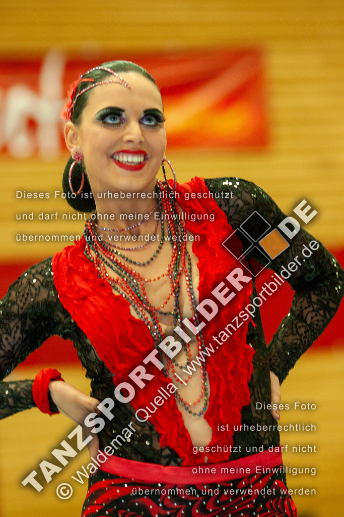 20090418-03276 | Hier finden Sie Tanz Bilder vom Latein und Standard Formationen tanzen. Sportbilder vom Tanzsport. Schöne Fotos und von Weltmeisterschaft, Europameisterschaft, Bundesliga, Regionalliga, Oberliga und Landesliga sowie von GOC Stuttgart, DanceComp, WM Bremen