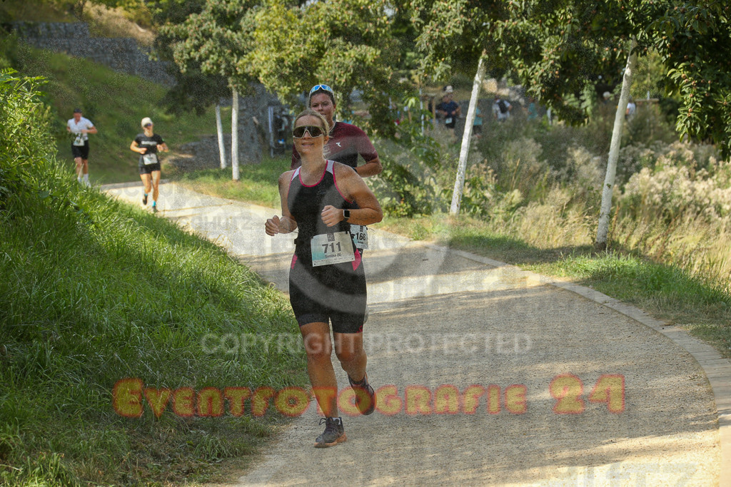 250824_1448_EX1_7662 | Sportfotografie im Rhein-Sieg Kreis, Köln, Bonn, NRW, Rheinland Pfalz, Hessen, etc. Unser Tätigkeitsfeld umfasst den Laufsport vom Volkslauf über den Marathon, Duathlon, Triathon bis zum Ultralauf wie Kölnpfad Ultra oder Schindertrail.