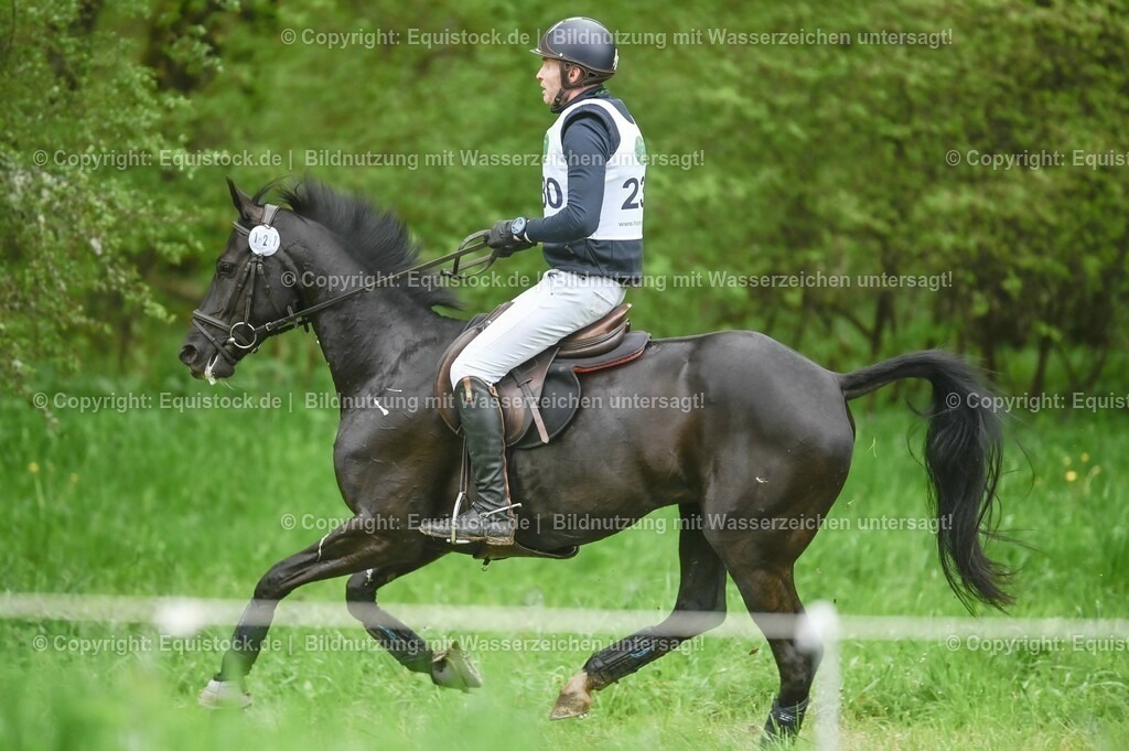 20230513_CCI2_Section2_Gelände_0482 | equistock