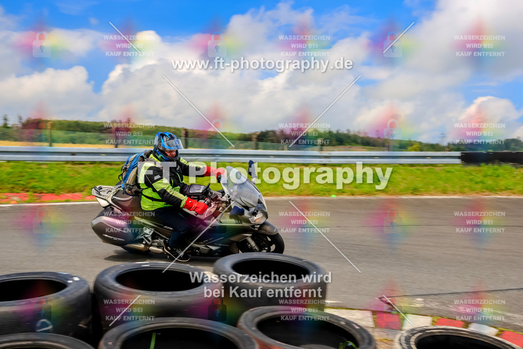 _TCM3251 | Hier findet Ihr Bilder von Touristenfahrten auf der Nürburgring Nordschleife oder von anderen Veranstaltungen die ich besucht habe. Viel Spass beim Durch Schauen 