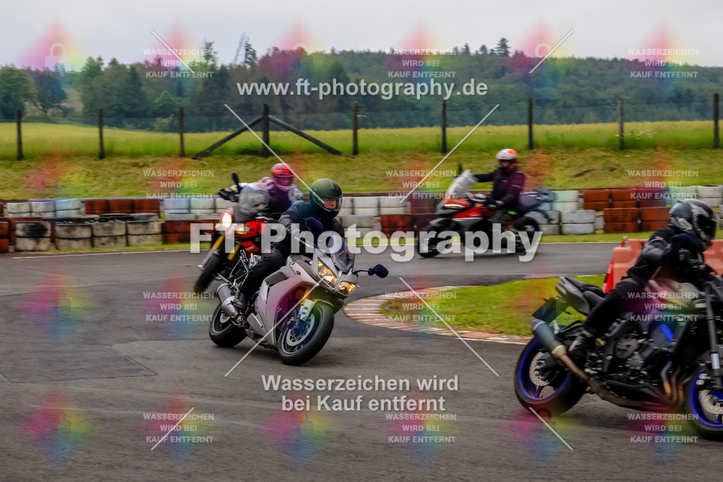 OBK-5201 | Hier findet Ihr Bilder von Touristenfahrten auf der Nürburgring Nordschleife oder von anderen Veranstaltungen die ich besucht habe. Viel Spass beim Durch Schauen 