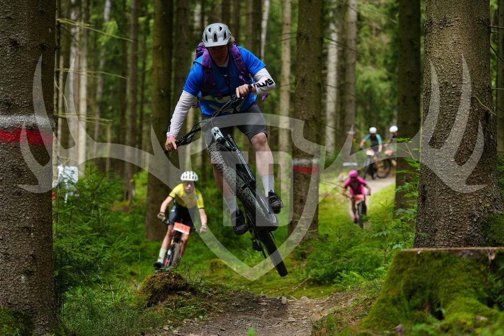 FC100414 | Fotogalerie der Treibjagd im Dunkelwald - Dein MTB Etappenrennen im Erzgebirge - Realisiert mit Pictrs.com