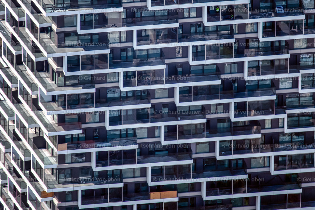 9102103 | Strukturen  der Fassade des Gebäudes ONE FORTY WEST, Frankfurt am Main
