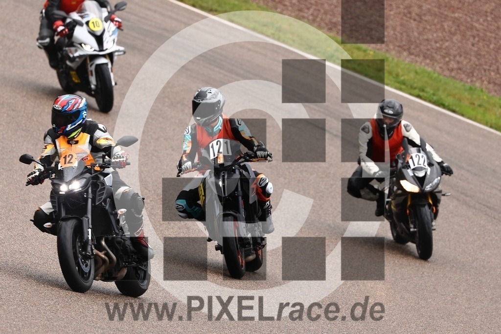 0121-20260629_10393 | Schöne Erinnerungen an spannende Momente - das festzuhalten ist unser Job. PIXELrace.de ist seit 2003 auf den Rennstrecken Europas unterwegs um die Action draußen beim Fahren und die wunderbare Stimmung imm Fahrerlager für euch einzufangen.