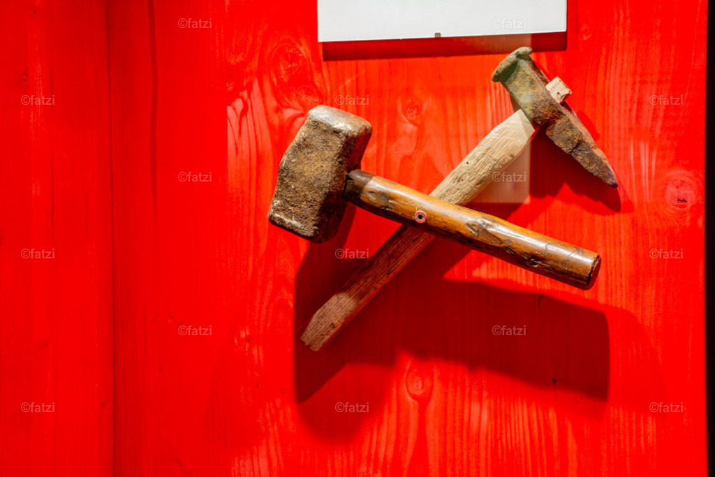 Bergbau-Museum Innen _fatzi_20230908-154122 | Fatzi Bilder-Archiv! 
Die Bilder sind für private Nutzung lizenzfrei. Die kommerzielle Nutzung ist möglich und erwünscht, jedoch bitte ich um vorherige Kontaktaufnahme per E-Mail (info@fatzi.at) oder unter +43 650 7828269 - Realisiert mit Pictrs.com