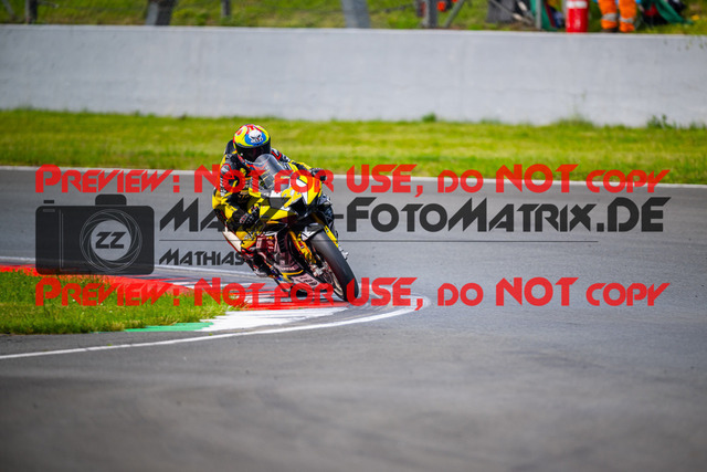 MaZZes_FotoMatrix_240601_6007705_9612 | STK