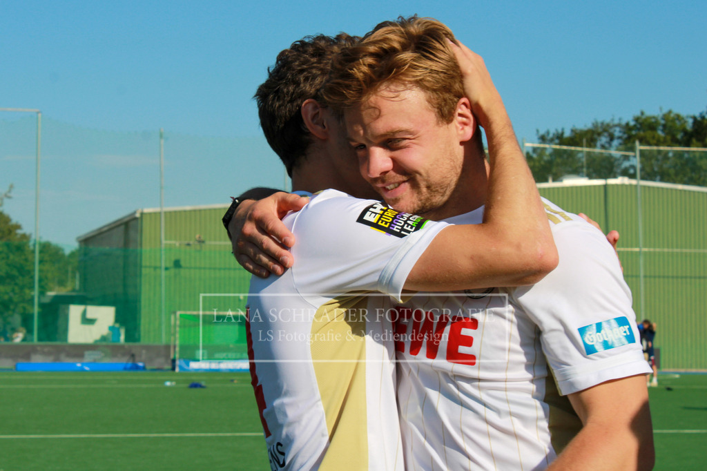 DM23 Finale Herren Mannheimer HC -  Rot-Weiß Köln 04.06.23-250 | lanaschraderfotografie - Realisiert mit Pictrs.com