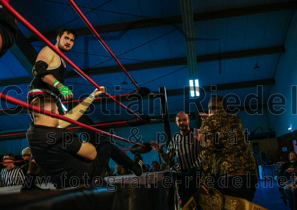 2023-11-11_022_Erding_Wrestlingshow | Erding, Deutschland, 11.11.2023:
Wrestling, Saison 2023, EWS Wrestling ERDING

Foto: Christian Riedel / fotografie-riedel.net