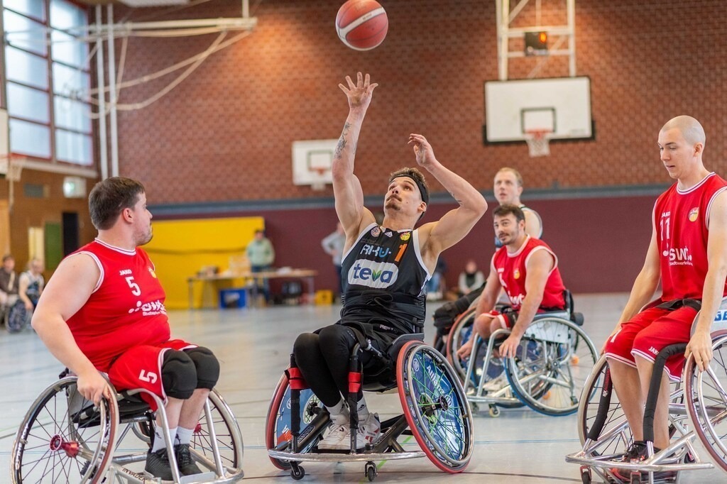 2024-12-07-0423 | Ralph Kunze - Realisiert mit Pictrs.com