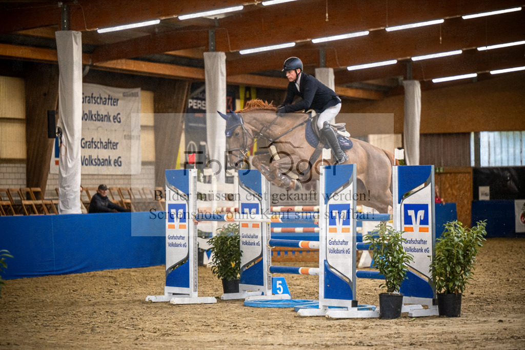 DOS_1640 | Entdecke hochwertige Reitturnierfotos von Foto Oger. Professionell, emotional und authentisch – jetzt Lieblingsmomente im Shop bestellen.Deutschlandweite Turnierfotografie. - Realisiert mit Pictrs.com