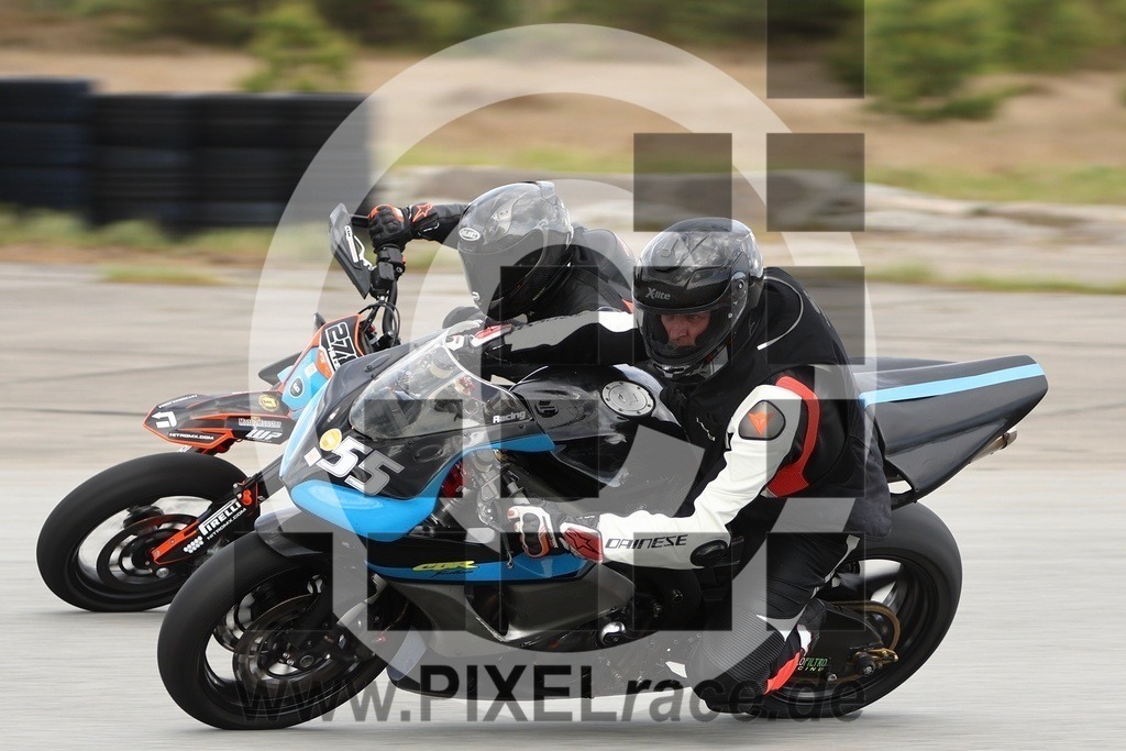 0278-20250531_12656 | Schöne Erinnerungen an spannende Momente - das festzuhalten ist unser Job. PIXELrace.de ist seit 2003 auf den Rennstrecken Europas unterwegs um die Action draußen beim Fahren und die wunderbare Stimmung imm Fahrerlager für euch einzufangen.