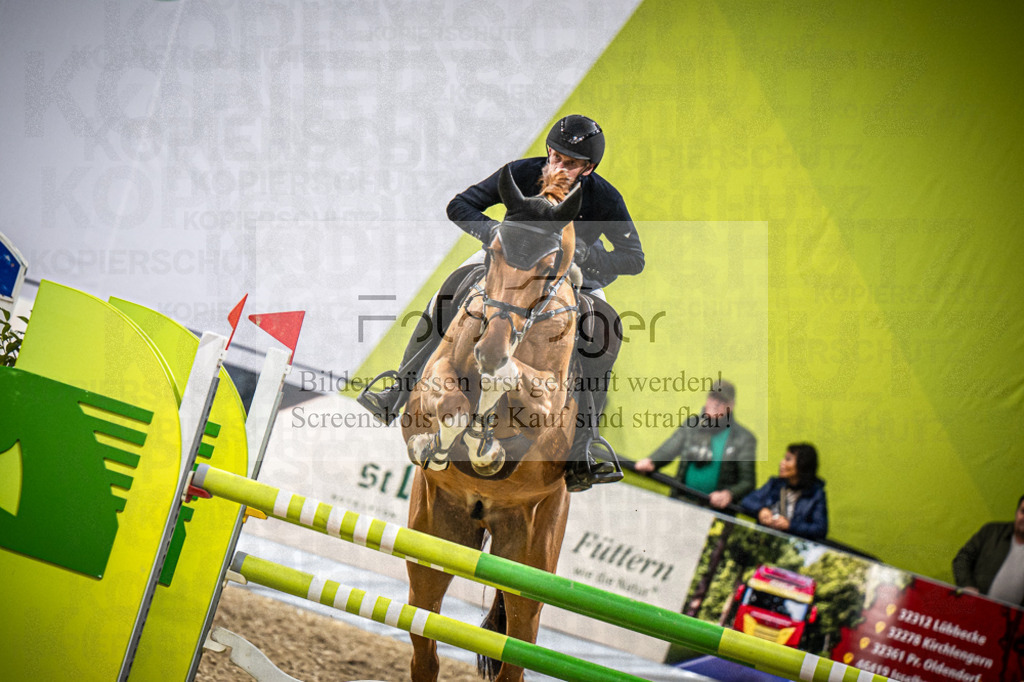 DOS_2101 | Entdecke hochwertige Reitturnierfotos von Foto Oger. Professionell, emotional und authentisch – jetzt Lieblingsmomente im Shop bestellen.Deutschlandweite Turnierfotografie. - Realisiert mit Pictrs.com