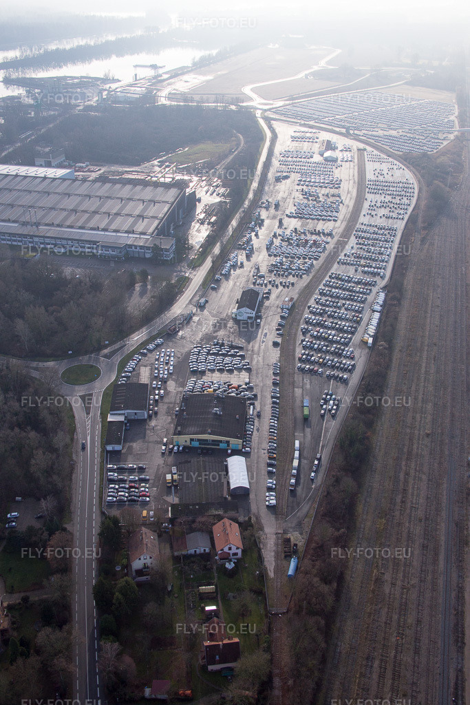Vue aérienne: Vue de la ville à Lauterbourg dans le département Bas Rhin, France. Photo: IMG_085482.jpg prise le 24/12/2015 par Werner Riehm/FLY-FOTO.euRésolution de l'original: 3648 x 5472 px