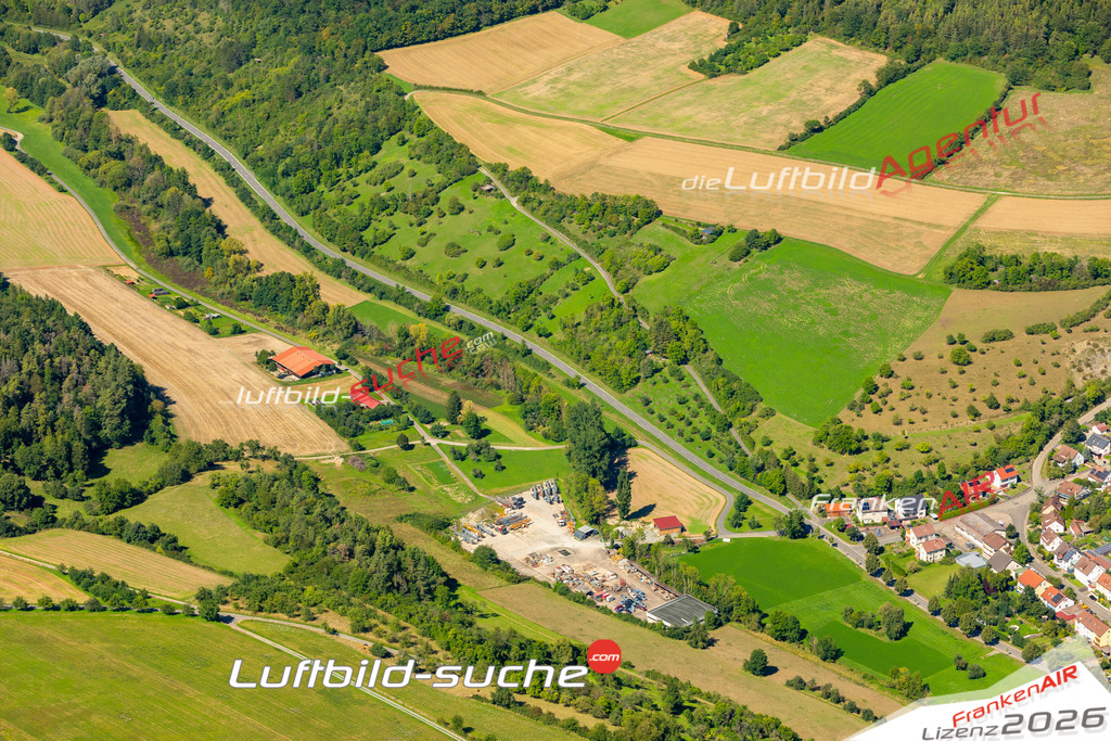 Das Luftbild zeigt : Wachbach Bad Mergentheim - Die Luftaufnahme wurde 2023 vom UL-Flugzeug aus erstellt ( keine Drohne ) - Hochauflösende Luftaufnahme - Für grossformatige Ausdrucke geeignet. Die Geschenkidee !Mit Lizenz und Bildrechte bestellbar