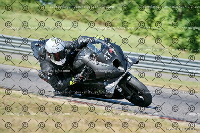 25bt04-0147 | markuskiefer.com - Realisiert mit Pictrs.com